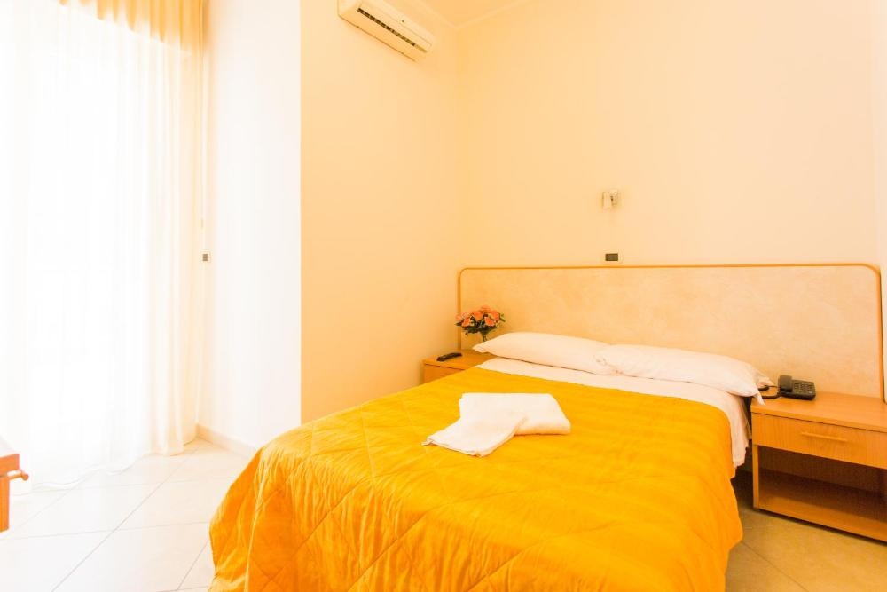Room image 2