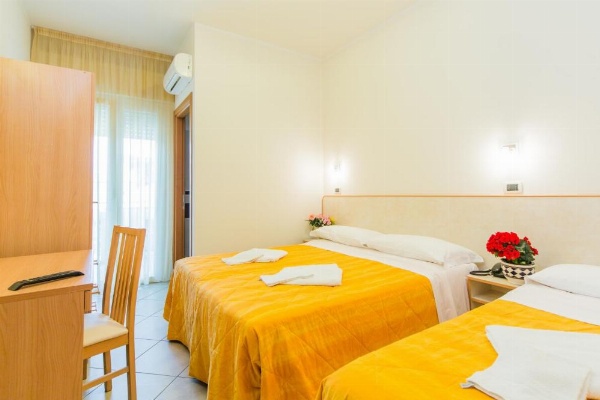 Hotel Favorita Easy Stay Room Only image 22