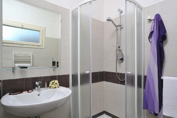 Hotel Favorita Easy Stay Room Only image 23
